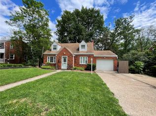 14 Oakville Dr, Pittsburgh, PA 15220