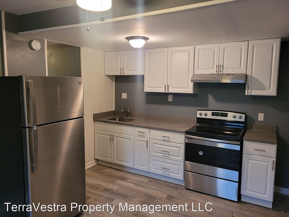 1st image of 14-16 Chestnut St #14-C