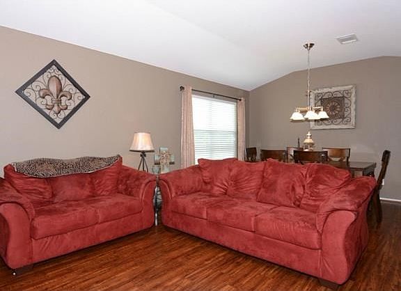 4th image of 159 Parkland Dr