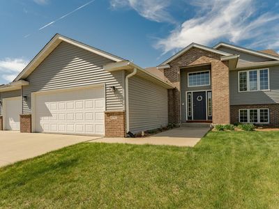 4592 Tundra Ln NW, Rochester, MN, 55901