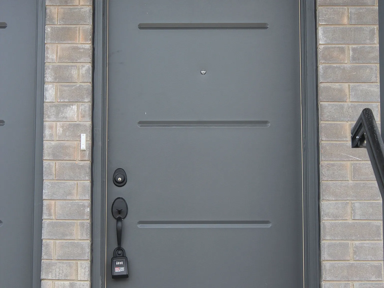 2 bed, $2,450 — Photo 2
