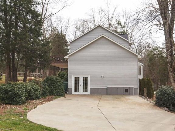 4th image of 8025 Twin Oaks Lake Dr