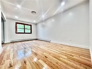 1st image of 20 Hodges Pl Floor 2