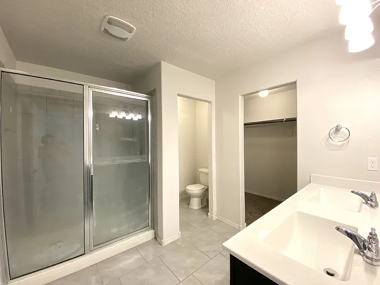 5845 Union Dr NE — Photo 12