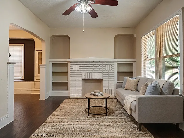 12506 Corlett Ave — Photo 2