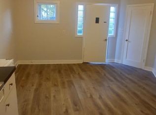 405 W 3rd St, The Dalles, OR 97058