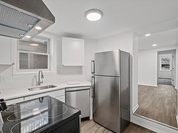 3rd image of 1315 Sandusky St Floor 2