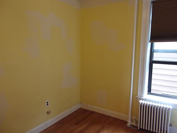 4th image of 3405 34th St APT 2