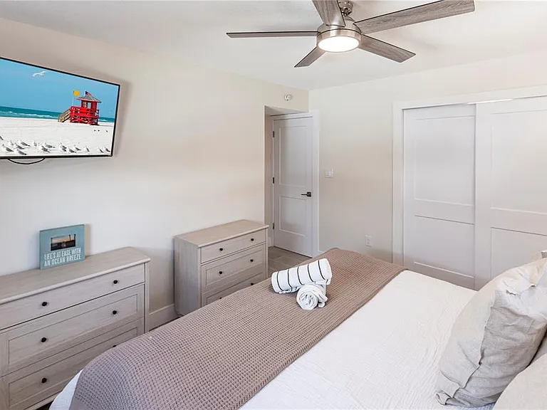 6020 Midnight Pass Rd #15 — Photo 17