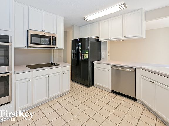 5th image of 5893 Southern Hills Dr