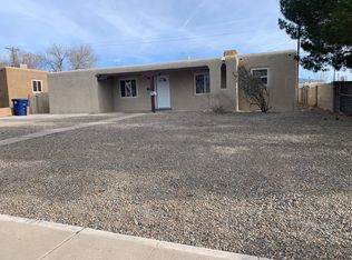 904 Laguayra Dr NE, Albuquerque, NM 87108