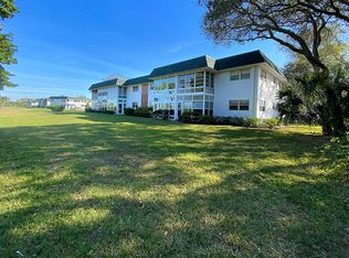 2800 Indian River Blvd #5, Vero Beach, FL 32960