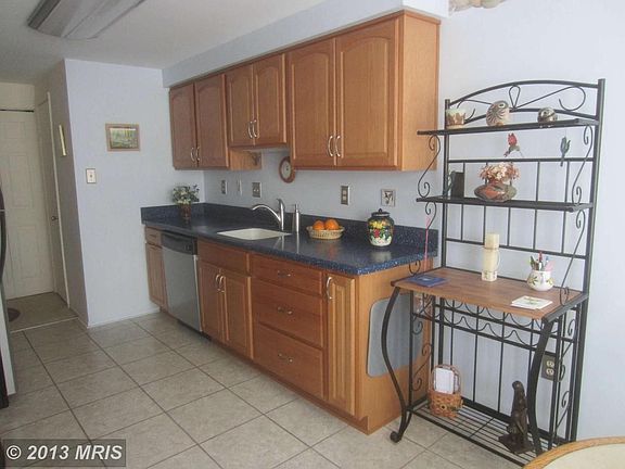 3rd image of 3644 Alpen Green Way #22-236