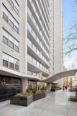 Sold by Keller Williams NYC | media 15