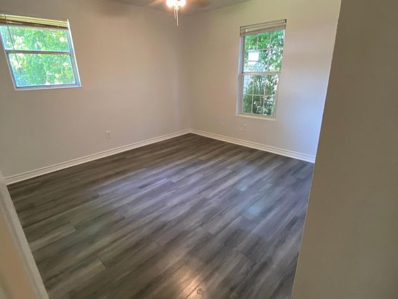 4th image of 7408 Avenue I