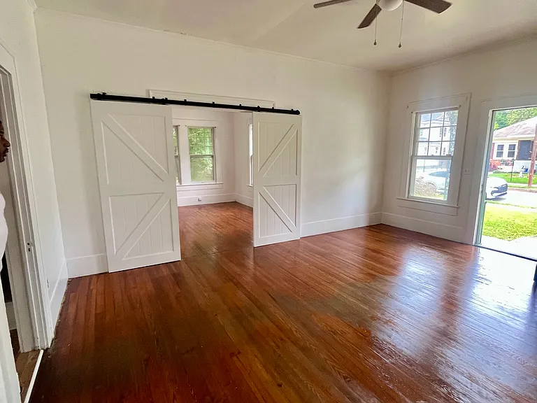 2035 Thornton Ct — Photo 6