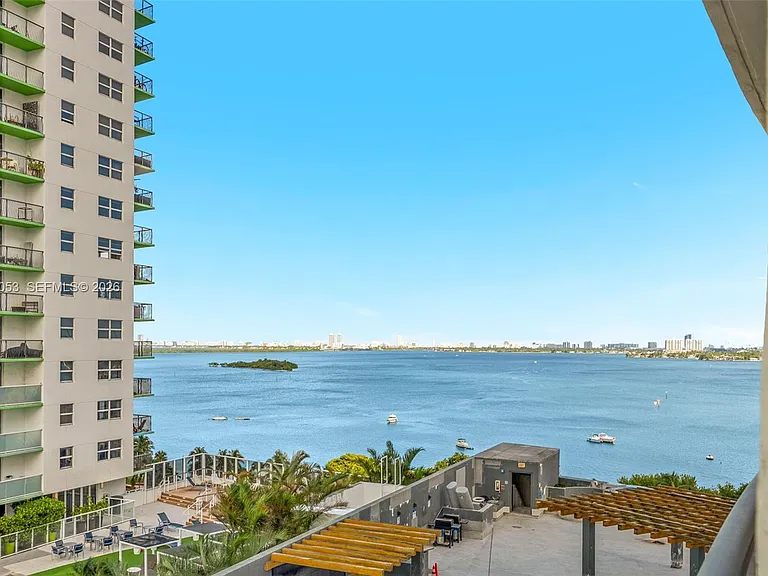 1750 N Bayshore Dr #1407 — Photo 18