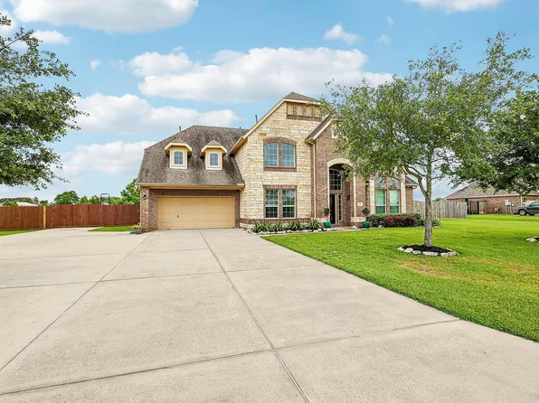 4410 Clearwater Rd, Baytown, TX 77523