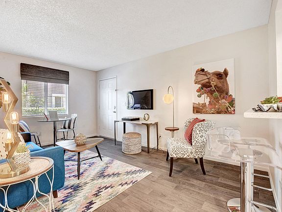 Solstice Apartments Renovated 1 Bedroom Living Room