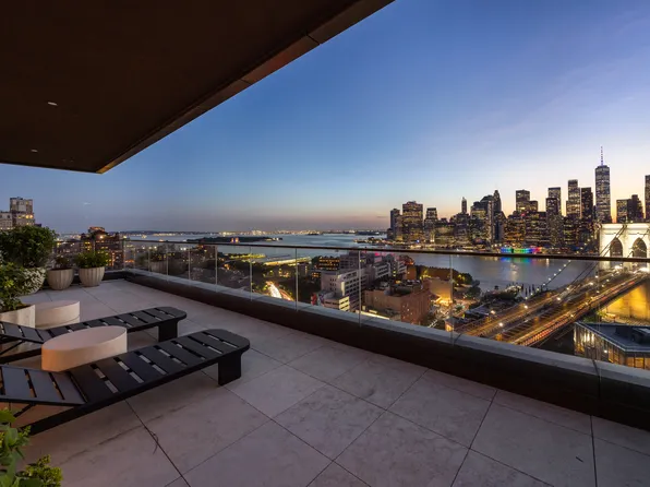 30 Front Street image 18 of 44