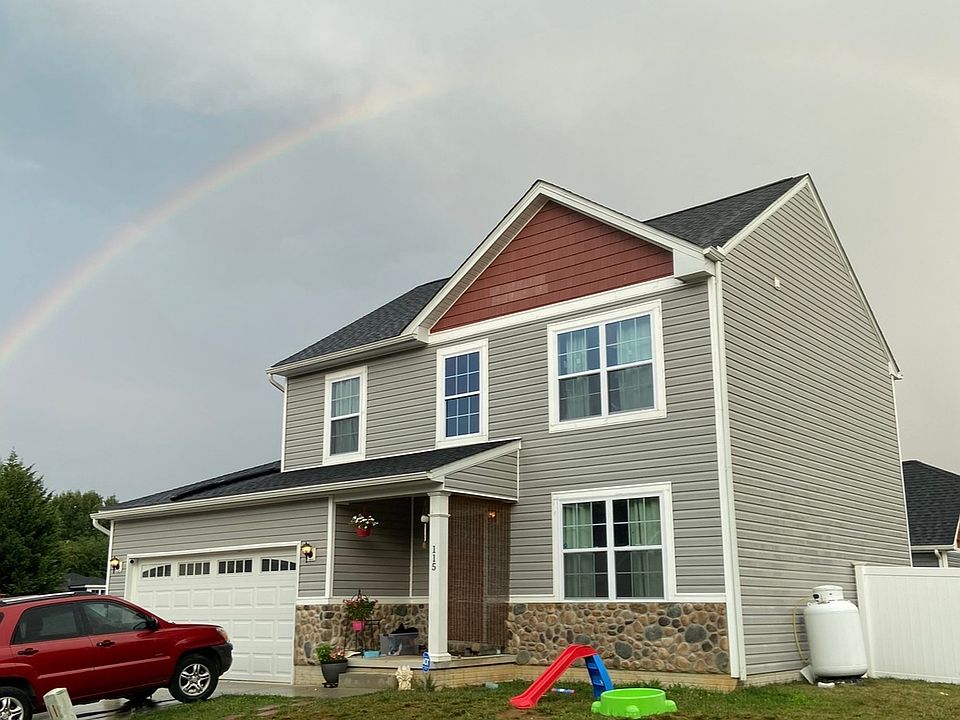 1st image of 115 Village Cir