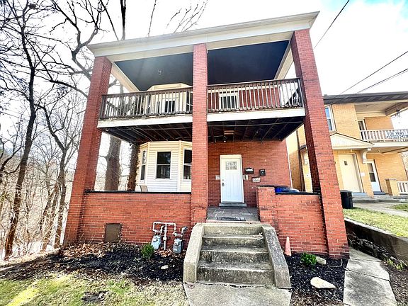 2nd image of 1641 Suburban Ave #2
