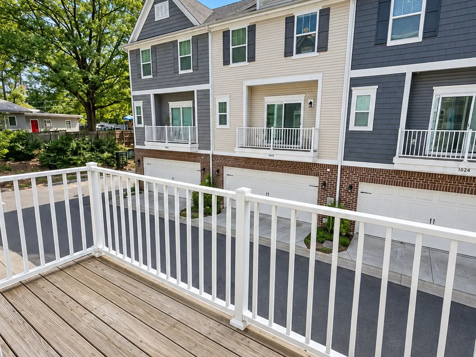 1006 Sharon Towns Drive - 1 — Photo 2