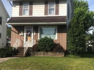 720 S Wayne St, Lewistown, PA 17044