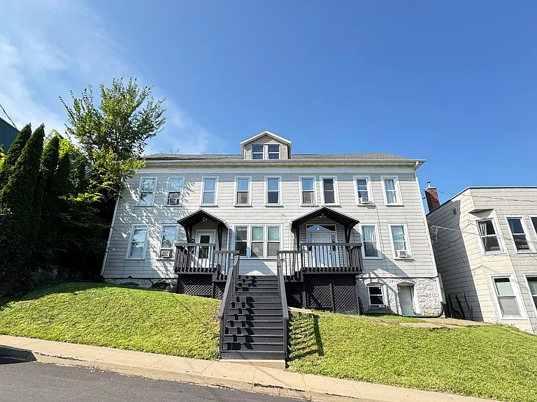 261 Cardiff St #1 — Photo 1