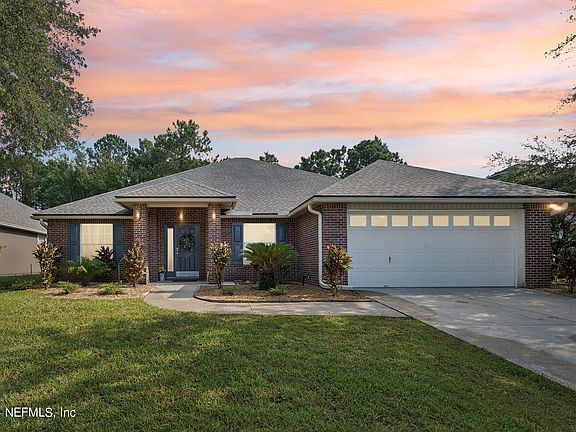3rd image of 3150 WANDERING OAKS Drive
