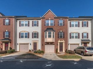 6114 Rockefeller Ln, Charlotte, NC 28210