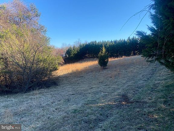 2nd image of Woodward Ln