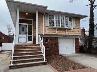 144 Clear Stream Ave, Valley Stream, NY 11580