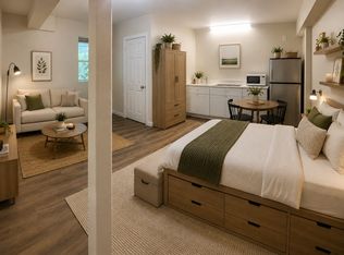 (Undisclosed Address), Long Beach, NY 11561