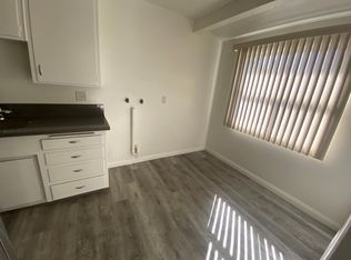 406 S Lincoln Pl #B, Monrovia, CA 91016