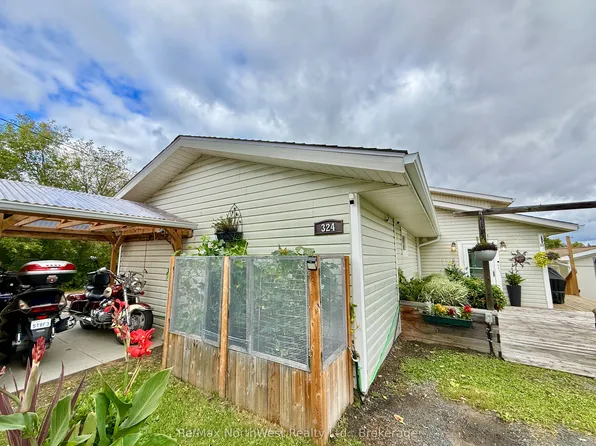 324 Beatty St, Kenora, ON P0X 1C0