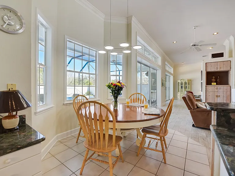 4653 Hadfield Dr — Photo 16