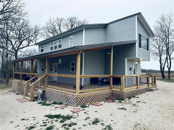 10416 Rasa Dr, Stover, MO 65078