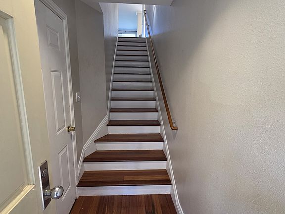 3rd image of 1337G Moanalualani Way #11G