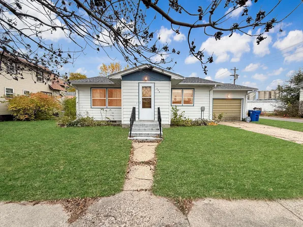 409 W 3rd St, Madison, MN 56256