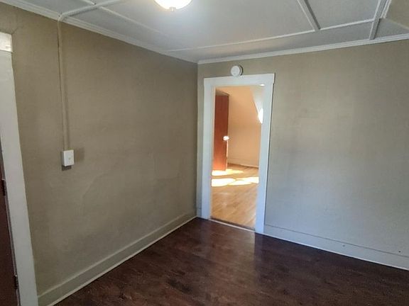 2nd image of 16 Drummond Ave #2