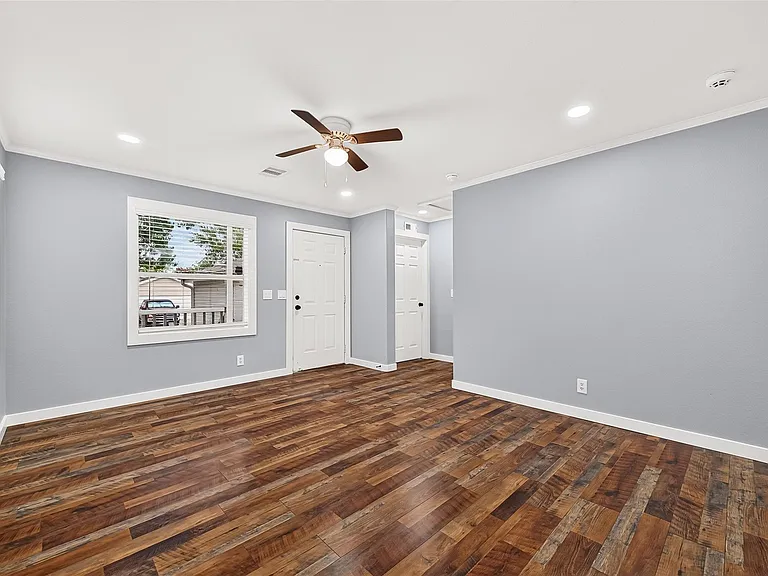10202 Berrybriar Ln — Photo 6