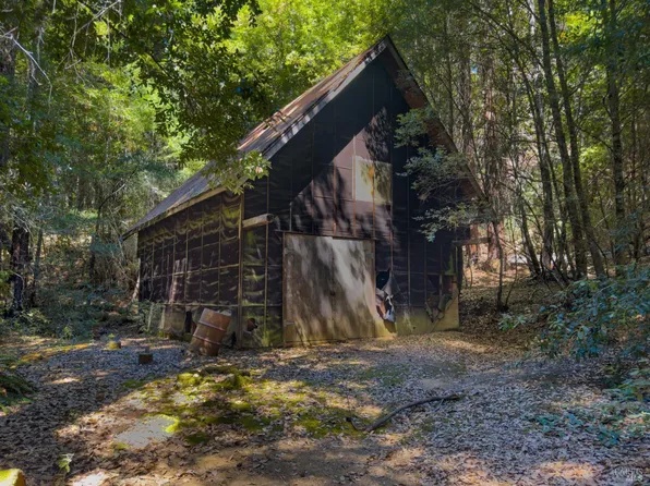 3700 Redwood Creek Road, Willits, CA 95490
