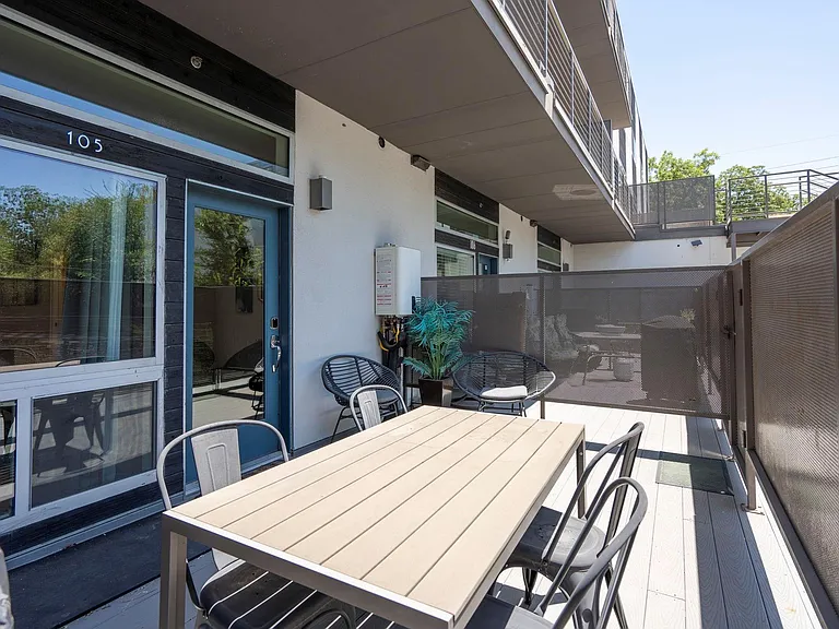 1701 E M L King Jr Blvd #105 — Photo 26
