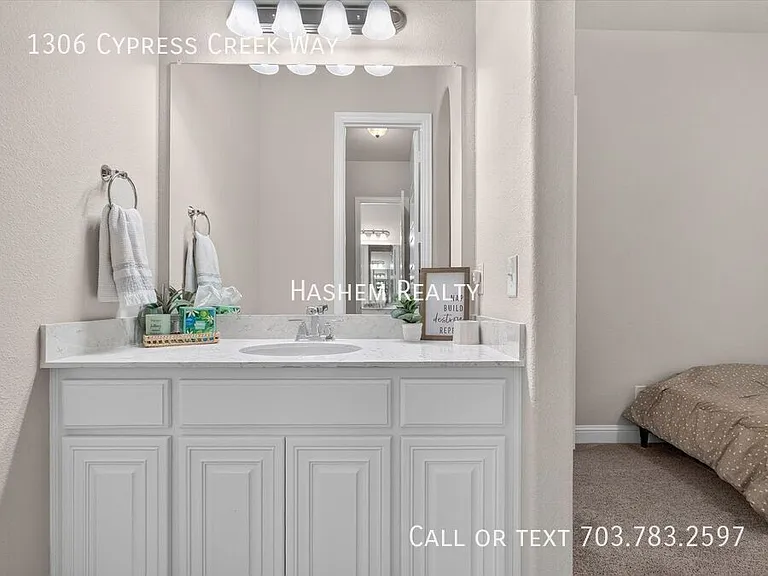 1306 Cypress Creek Way — Photo 31