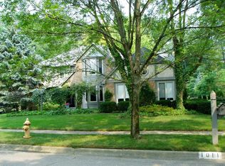 1011 Ravine Ridge Dr, Columbus, OH 43085