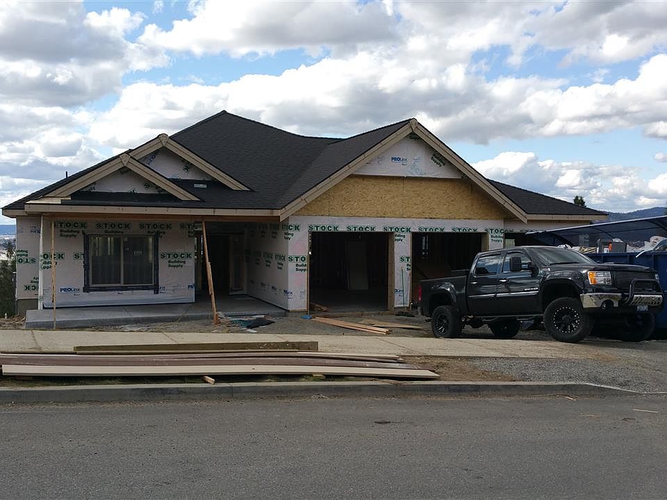 1st image of 215 N Legacy Ridge Dr