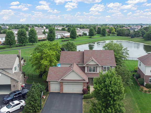 2nd image of 2808 Foxwood Dr