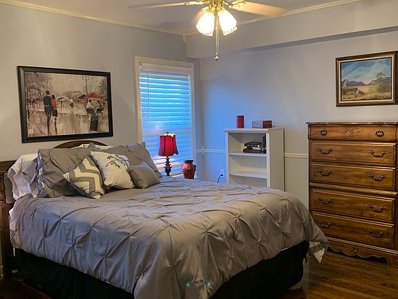 4th image of 2415 W Avenue K