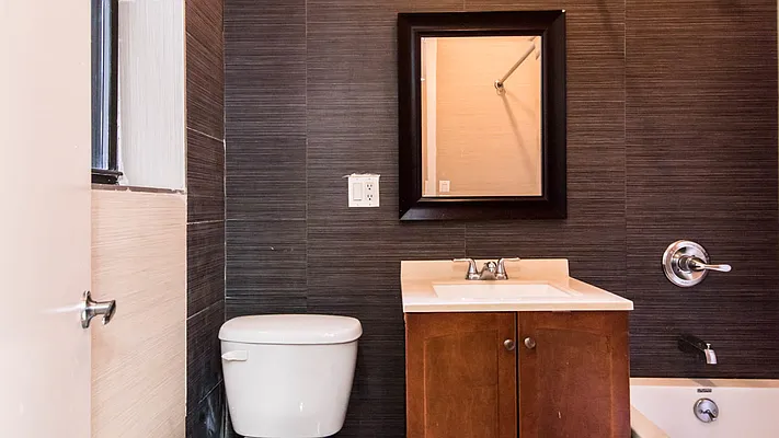 Rented by Nooklyn NYC LLC | media 11